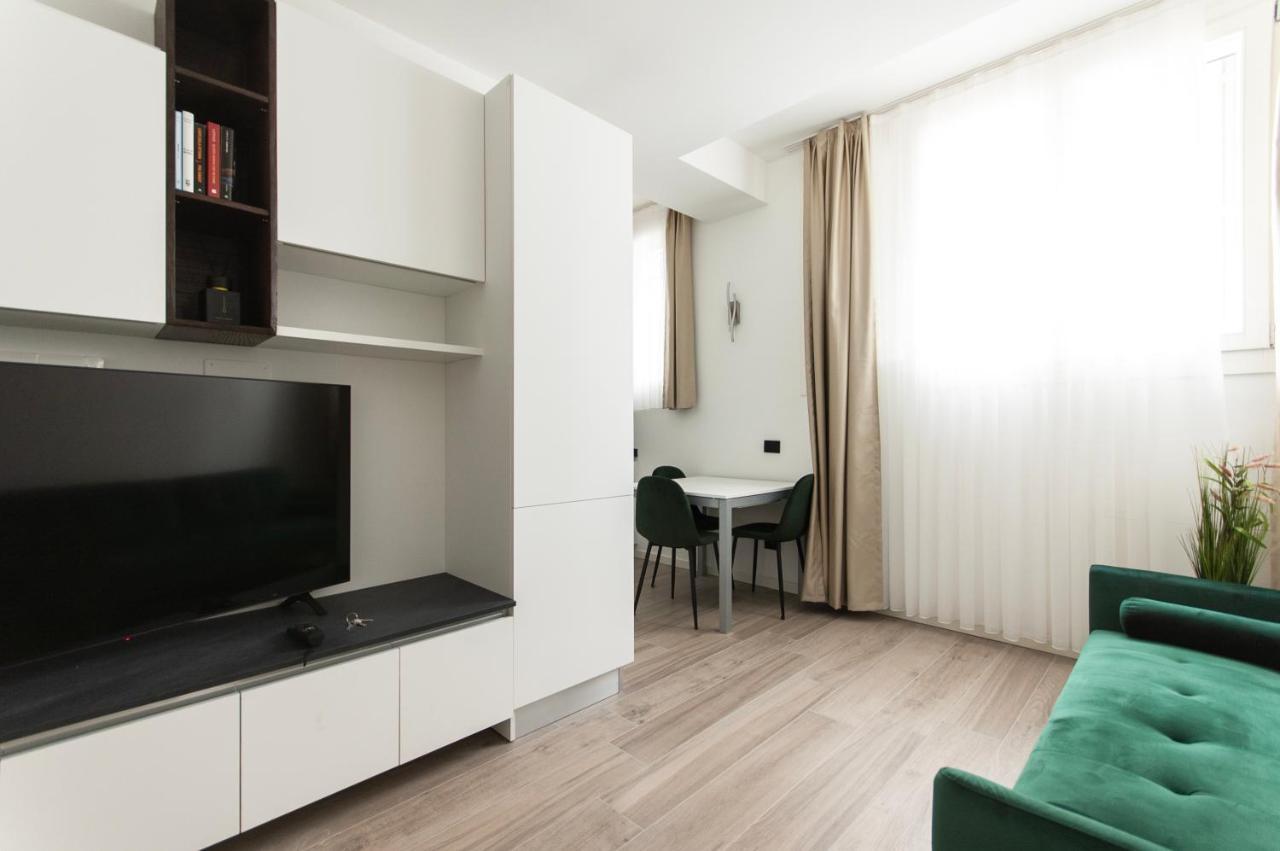 Youhosty - Montebianco 4/6 Milano Dış mekan fotoğraf